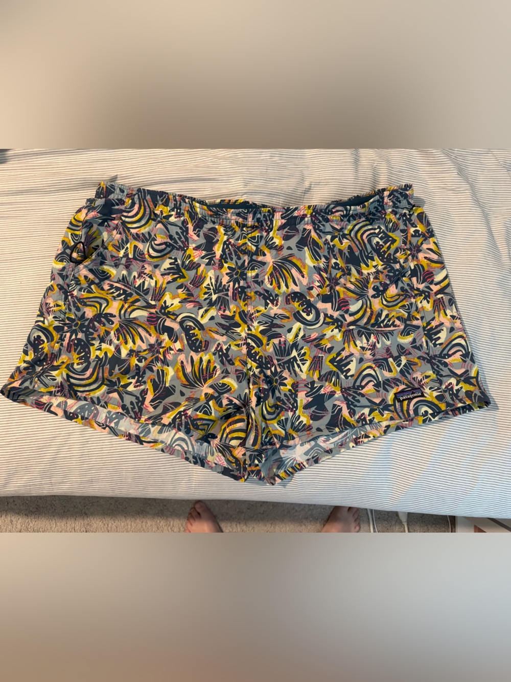 Patagonia Women's baggies XXL